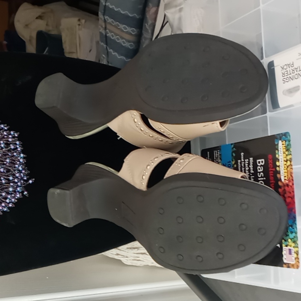 Shoes - Picture 3 of 5